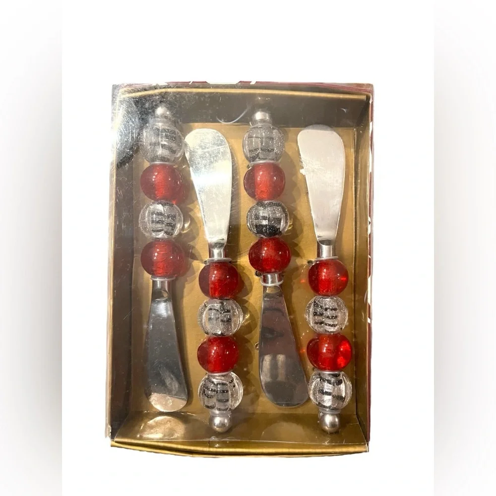 NIB Biltmore Spreader Set Silver and Red Beaded Spreaders